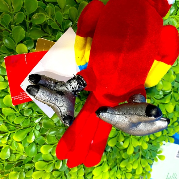 DISNEY STORE VTG 2000 102 DALMATIANS WADDLEWORTH MACAW PARROT w/SOUND BEAN BAG - Picture 7 of 10